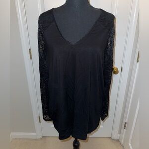 Torrid Plus Size 3 Plunge Top Black 3/4 Length Sleeve with Lace Sleeves